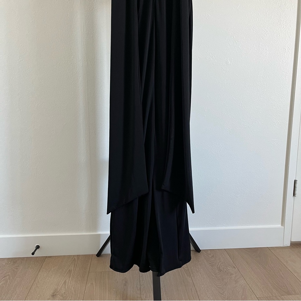 Meshki Wisteria Elegant Black Sleeveless Evening Gown with Scarf - M, black - Picture 10 of 11